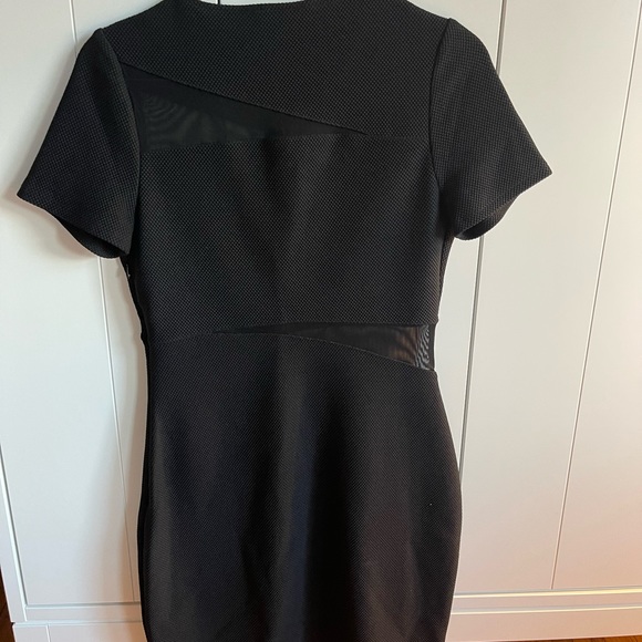 Express short sleeve black dress - Picture 4 of 6